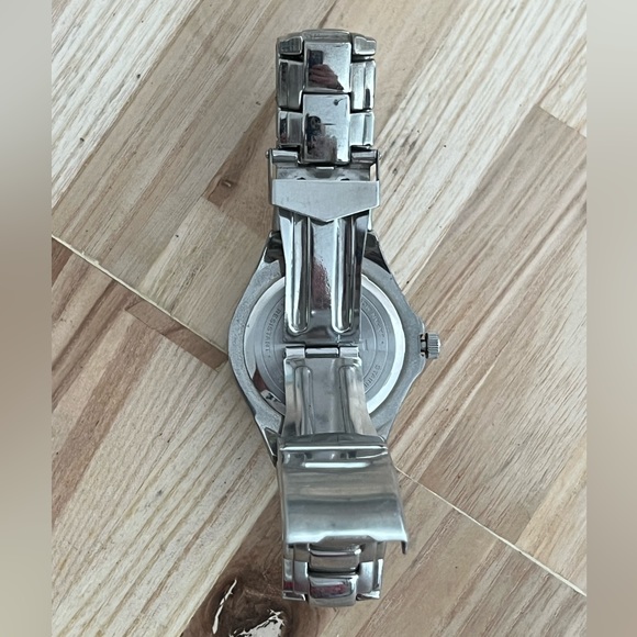 Lorus Men’s Watch Blue Ombre Dial Stainless Steel Bracelet Date Window - Picture 8 of 12